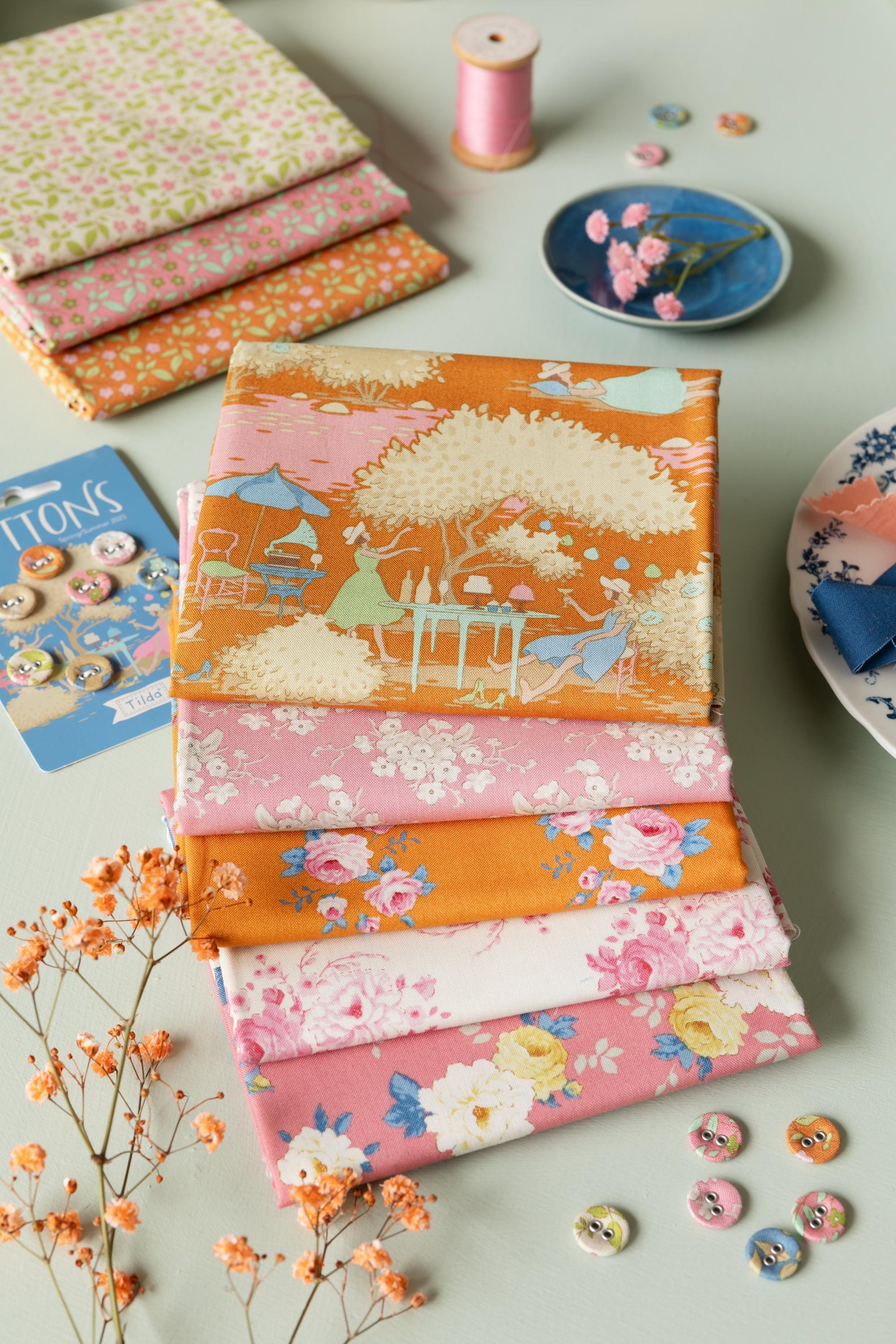 Sunday Brunch FQB 5 fabrics 18 x 22in Pink by Tilda Fabrics #TIL300224
