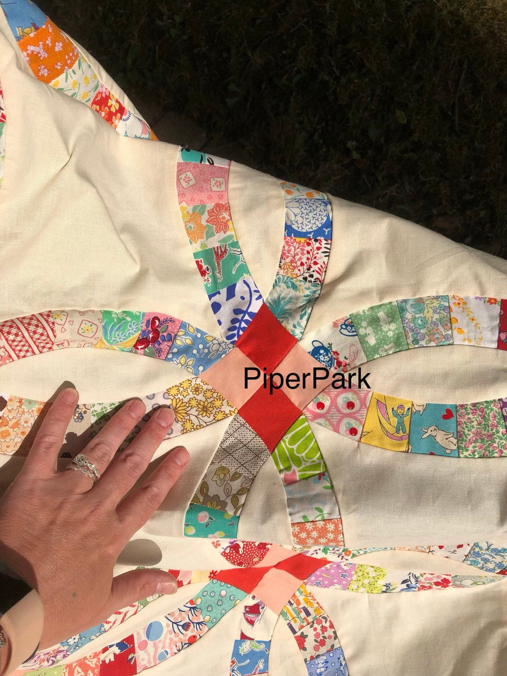 King Double Wedding Ring Pre Cut Quilt Kit 1930s Reproduction Fabric - Open & Sew