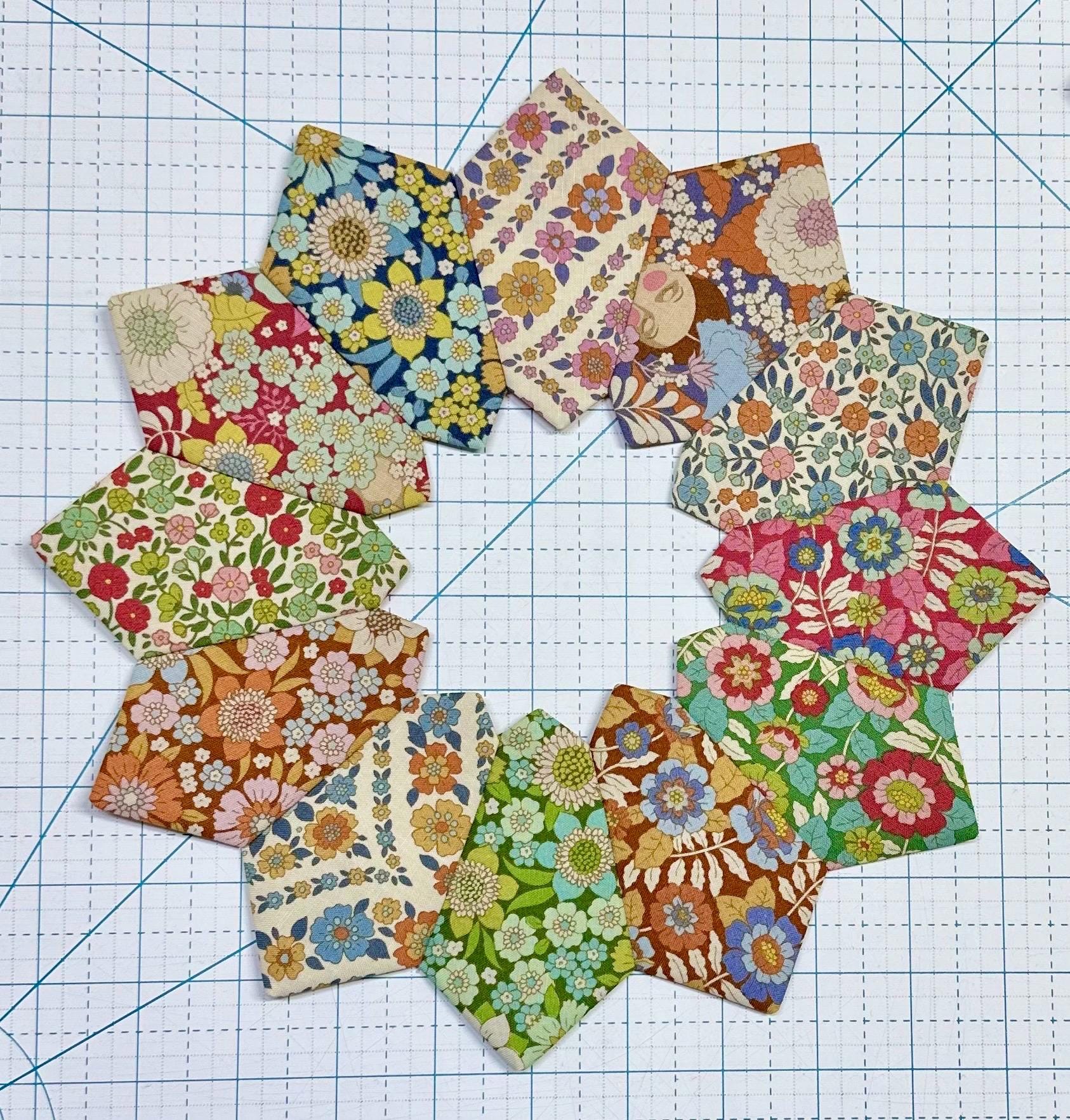 Tilda Wallflower Dresden Plate Quilt Blocks Finished Edges Set Of 4 New
